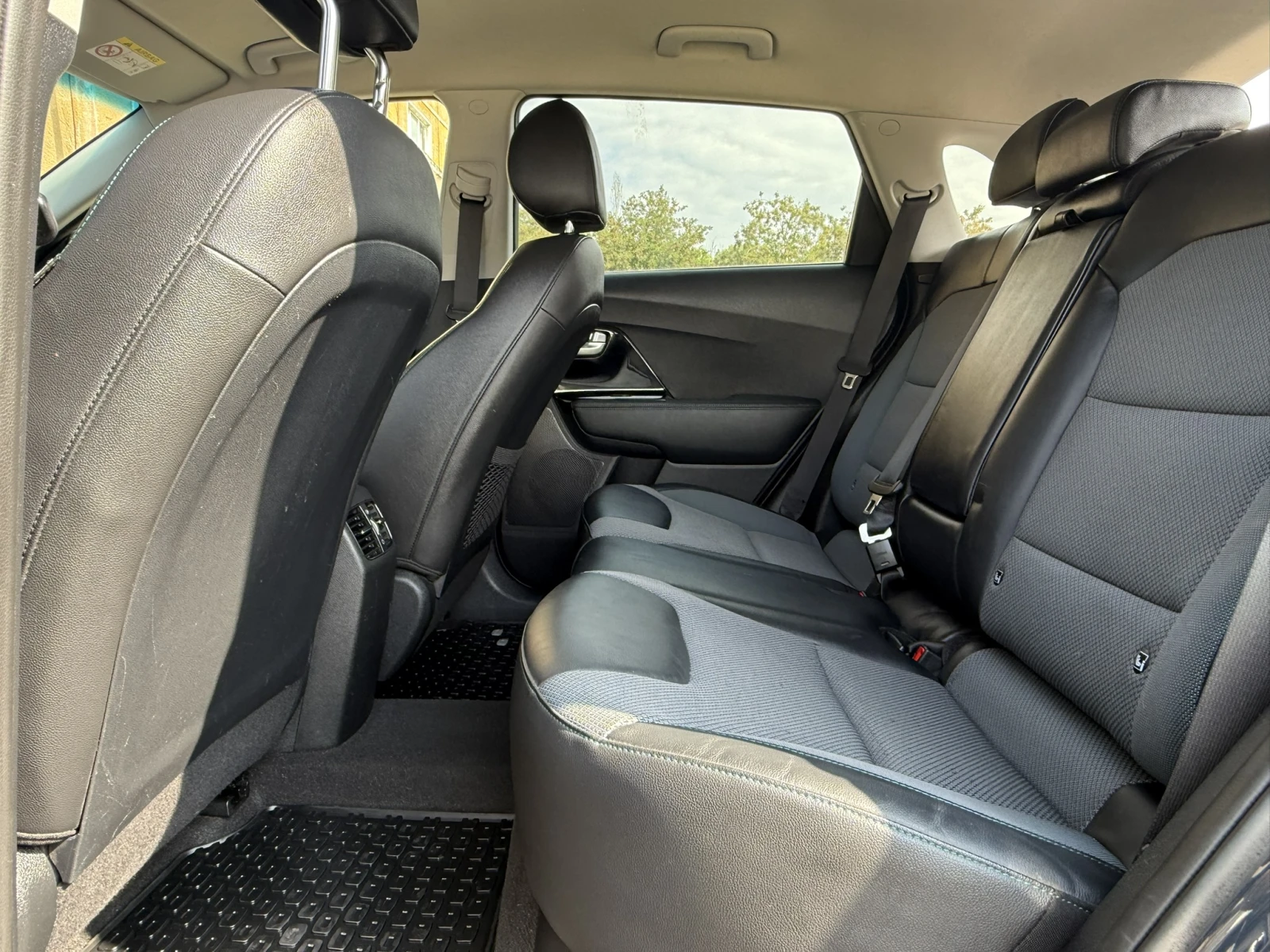 Kia Niro DynamicPlusLine, снимка 8 - Автомобили и джипове - 55698110