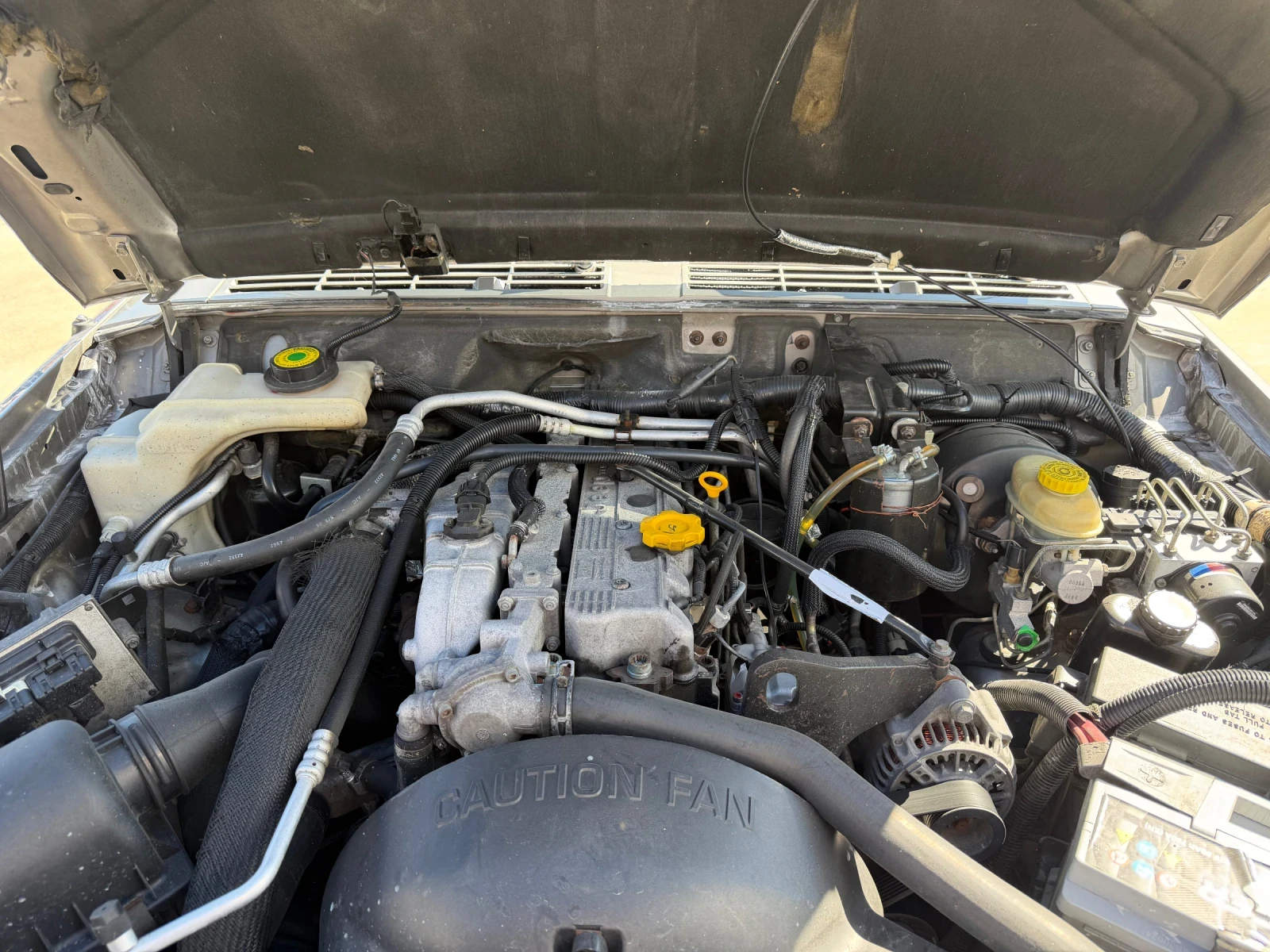 Jeep Cherokee 2.5. 116кс, снимка 14 - Автомобили и джипове - 56346233