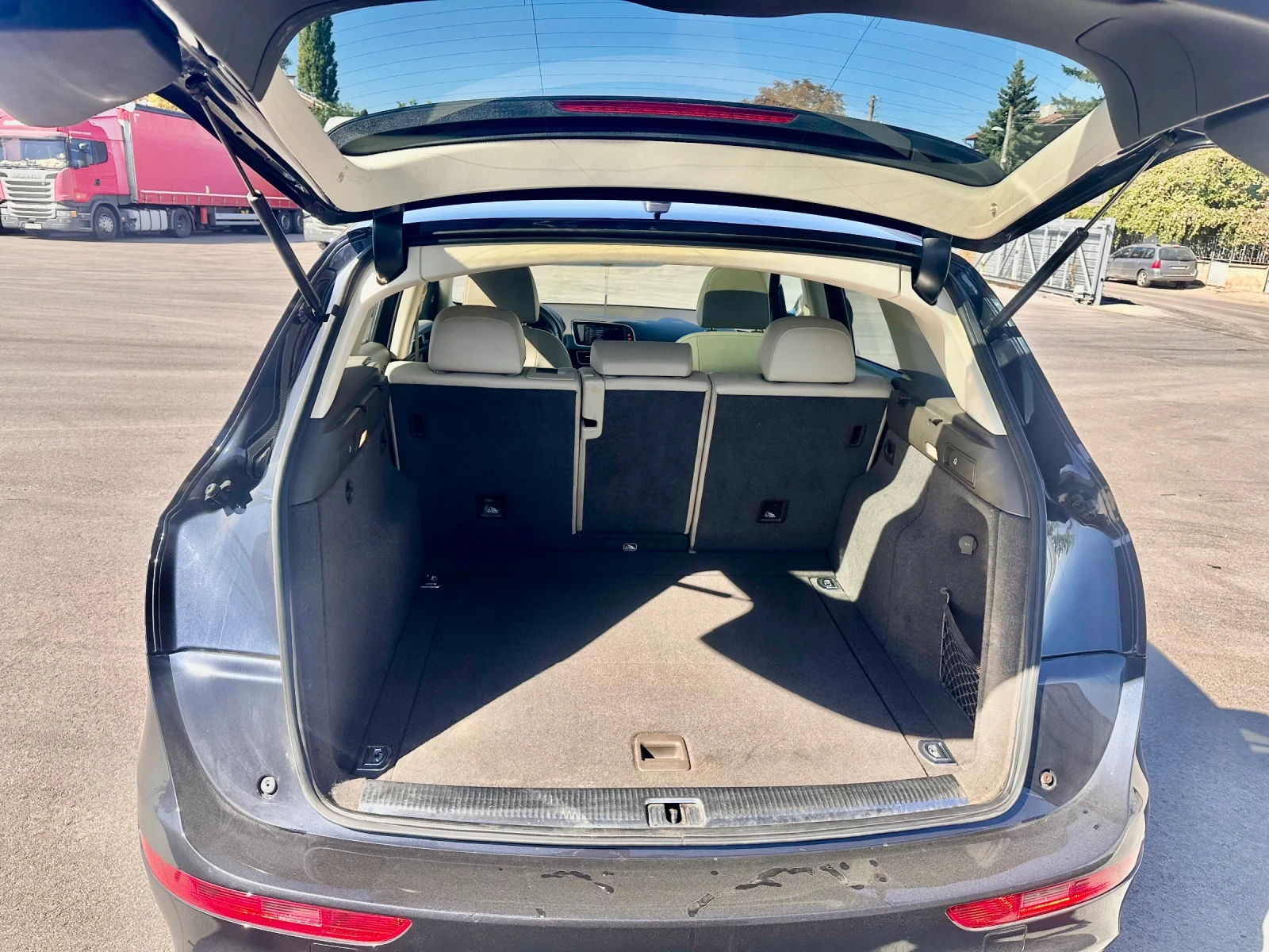 Audi Q5 S-LINE QUATTRO TFSI, снимка 15 - Автомобили и джипове - 56550593