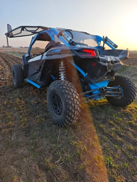 ����� �� �������� �� Can-Am Maverick X3 XRC