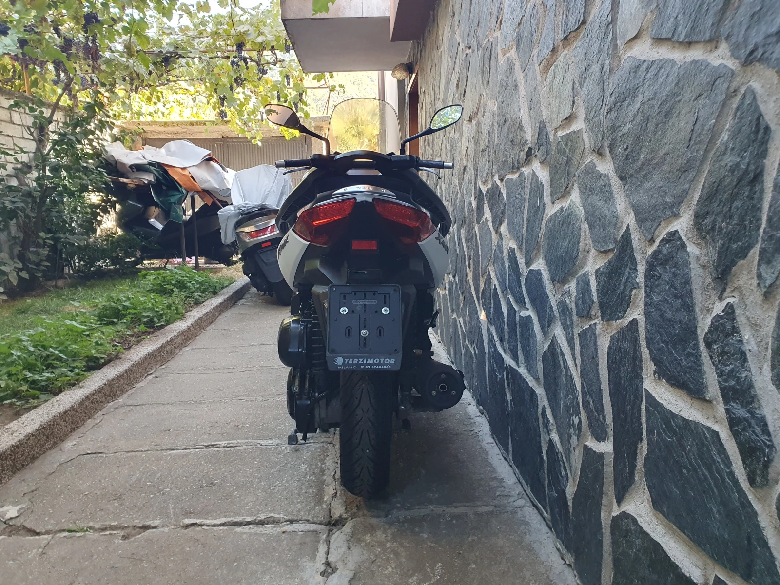 Yamaha X-max 250i New Face - изображение 5