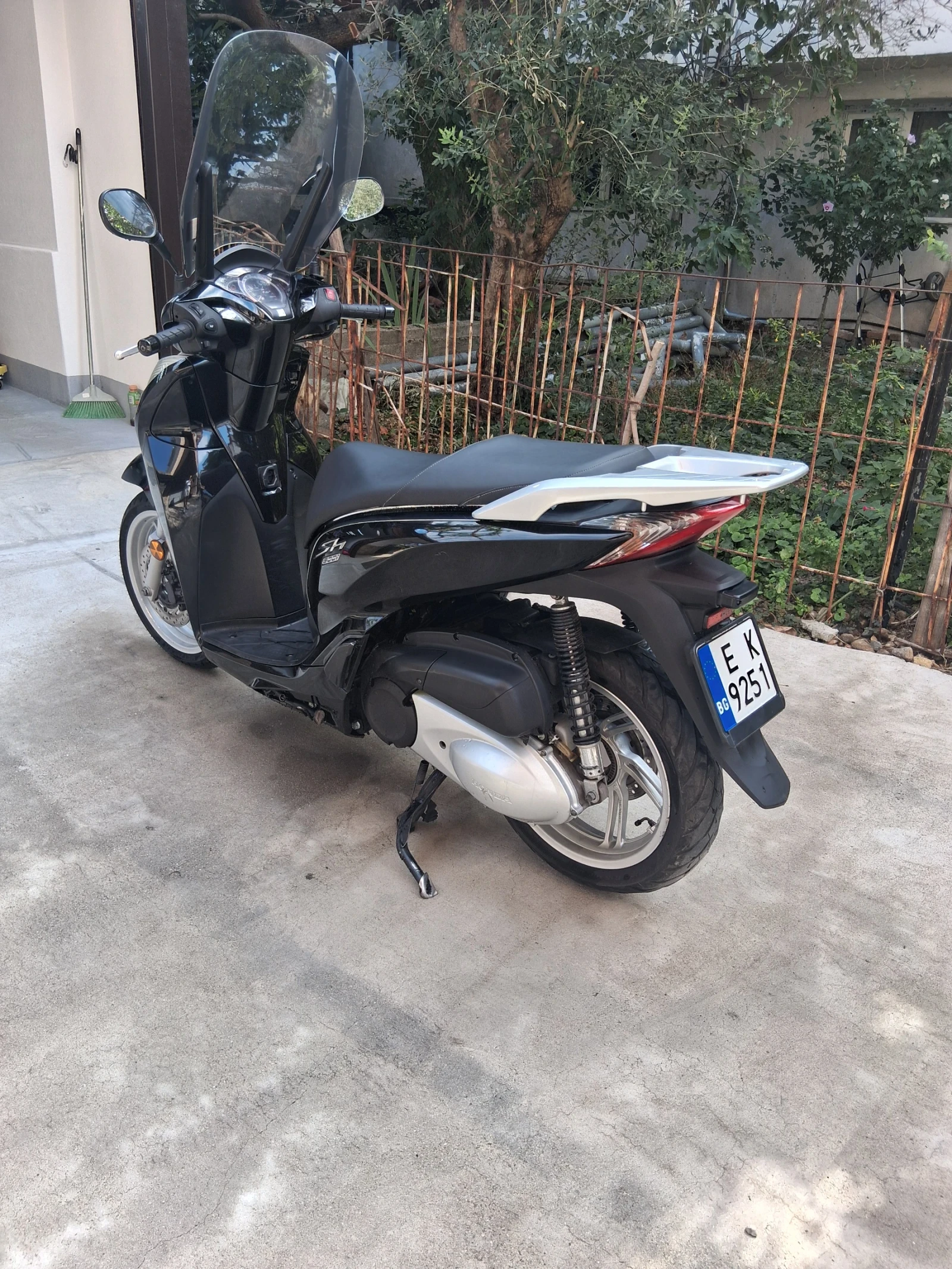 Honda Sh 300, снимка 6 - Мотоциклети и мототехника - 56038960