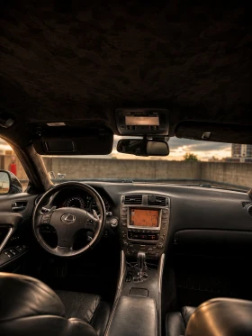 Lexus IS 250 Obsidian Black, RWD, снимка 9