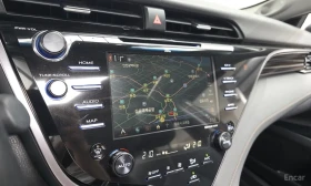 Toyota Camry * 2.5 XLE Hybrid * КРАЙНА ЦЕНА ДО БЪЛГАРИЯ, снимка 13