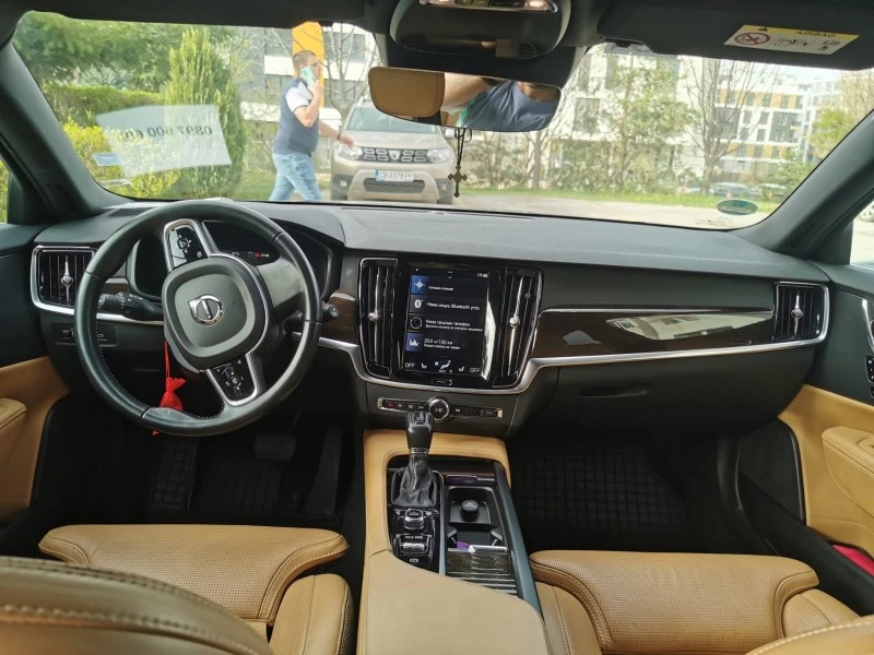 Volvo V90  D5 AWD, снимка 10 - Автомобили и джипове - 47436920