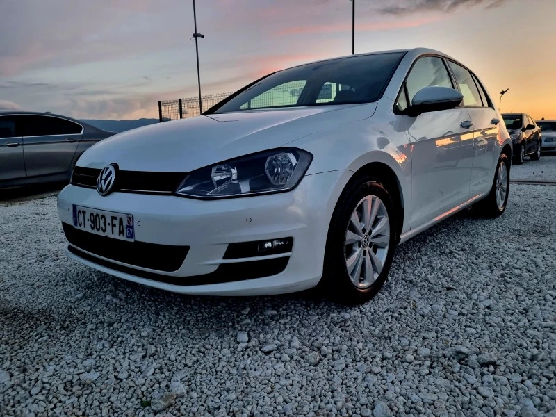 VW Golf 1.2TSI 105ks., снимка 4 - Автомобили и джипове - 45889246