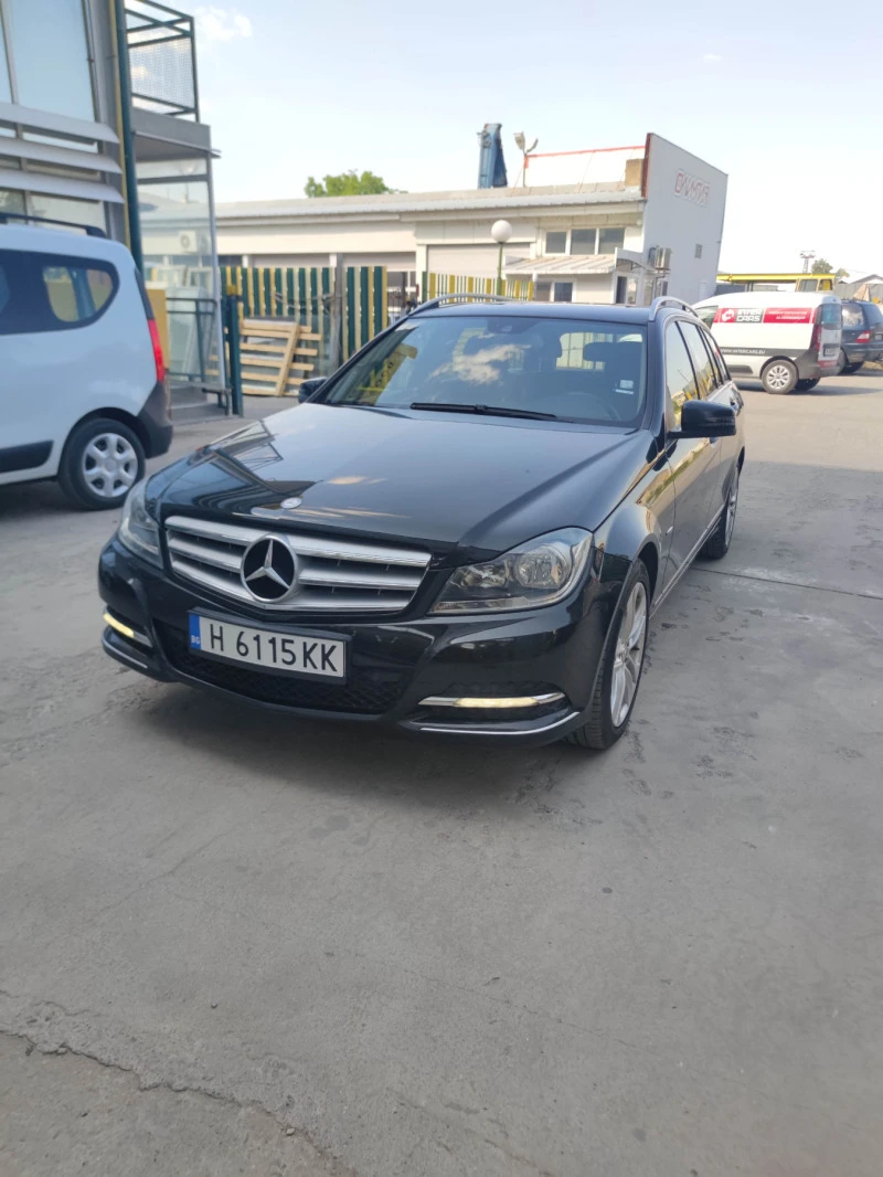 Mercedes-Benz C 180, снимка 2 - Автомобили и джипове - 46556577