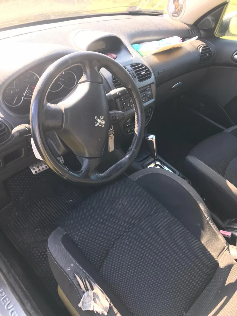 Peugeot 206, снимка 5 - Автомобили и джипове - 47800728