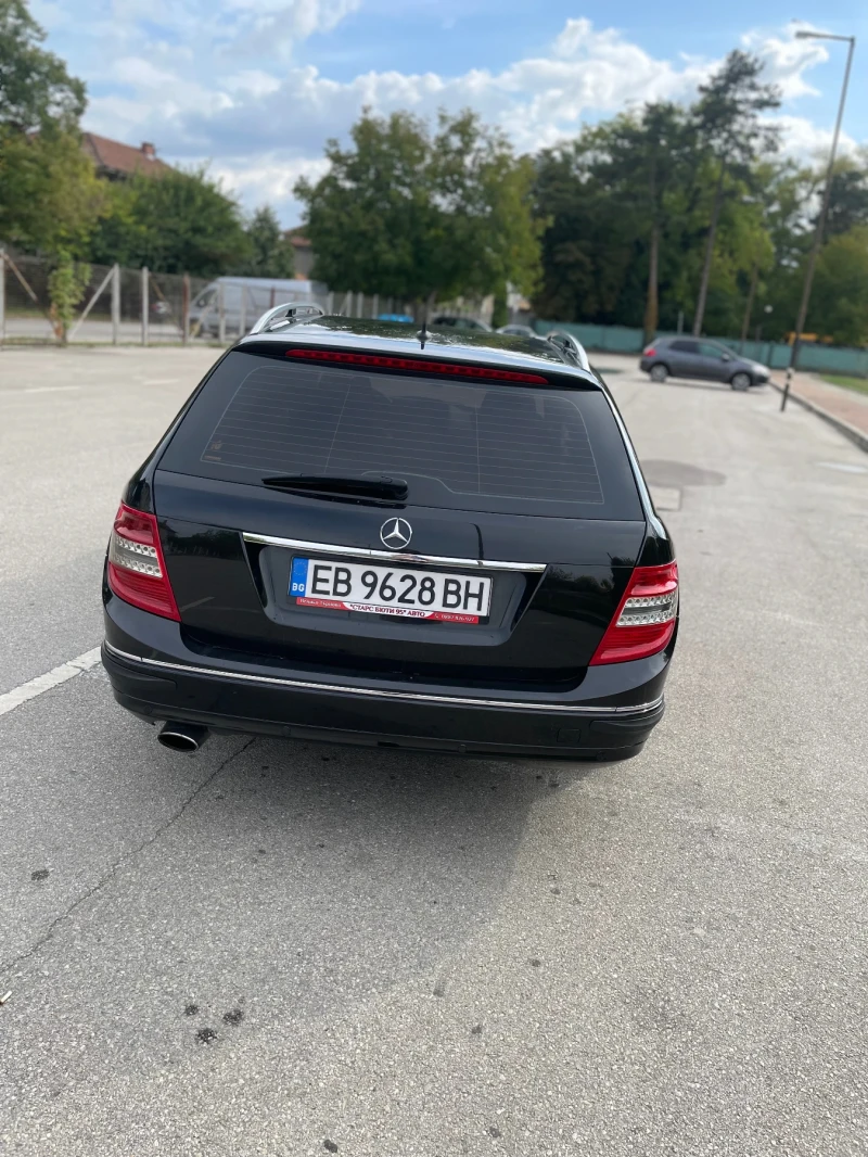 Mercedes-Benz C 220, снимка 5 - Автомобили и джипове - 47803532