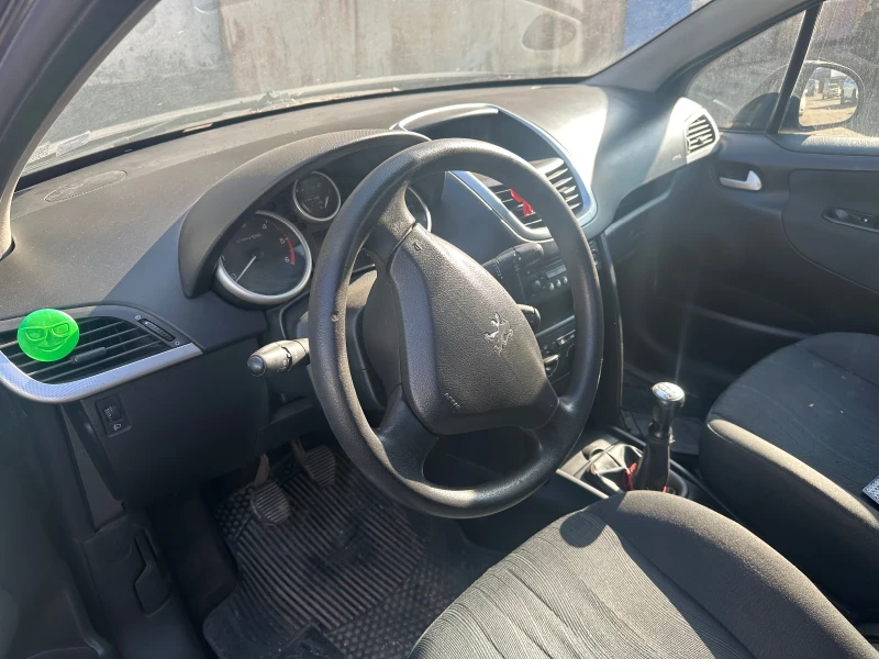 Peugeot 207 1.6HDI, снимка 5 - Автомобили и джипове - 48954217