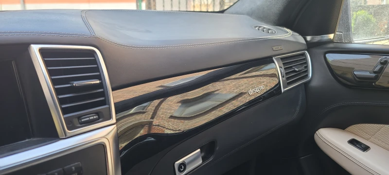 Mercedes-Benz ML 550 designo AMG, снимка 12 - Автомобили и джипове - 52456820