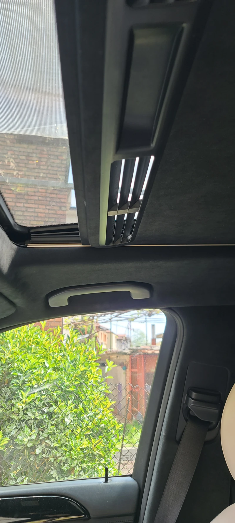 Mercedes-Benz ML 550 designo AMG, снимка 17 - Автомобили и джипове - 52456820