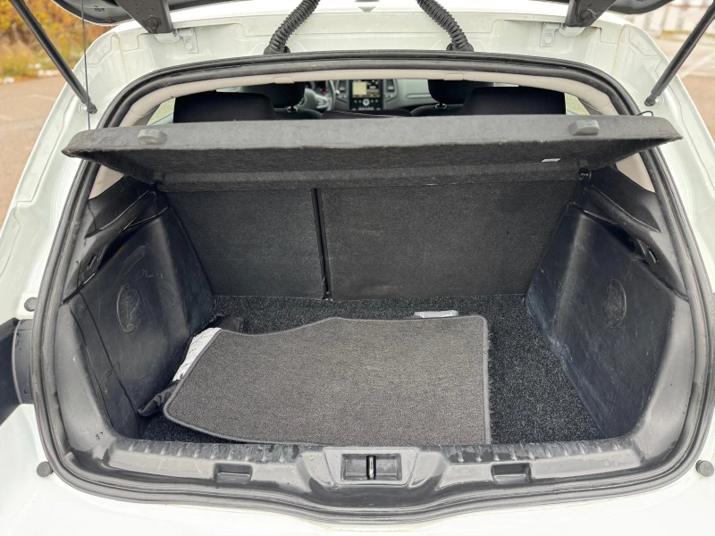 Renault Megane 1.5dCI-96-6ск-NAVI-FACELIFT , снимка 12 - Автомобили и джипове - 50559499