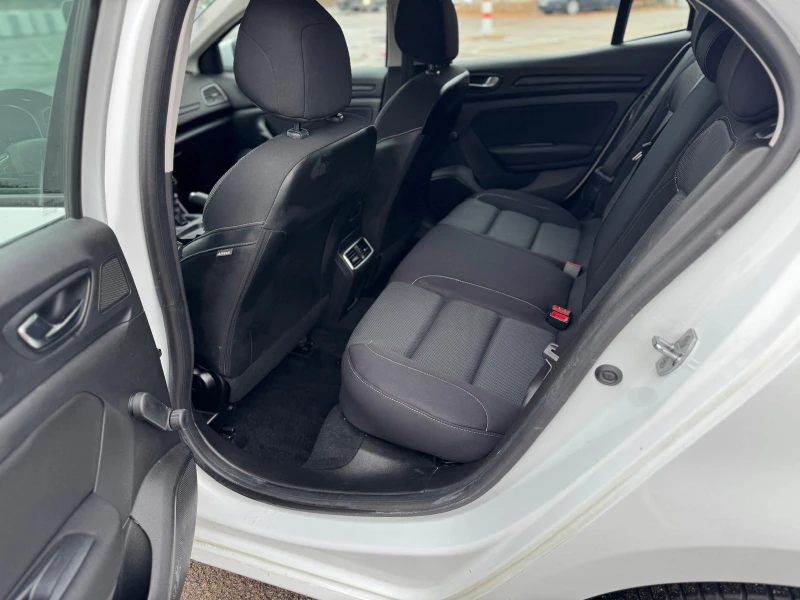 Renault Megane 1.5dCI-96-6ск-NAVI-FACELIFT , снимка 11 - Автомобили и джипове - 50559499