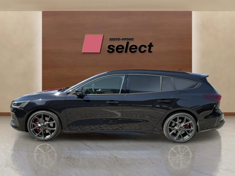 Ford Focus 2.3 EcoBoost, снимка 4 - Автомобили и джипове - 51459222