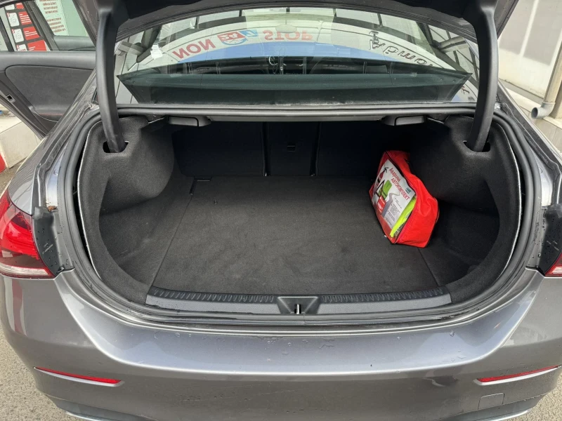 Mercedes-Benz A 220 4matic, снимка 10 - Автомобили и джипове - 51853939