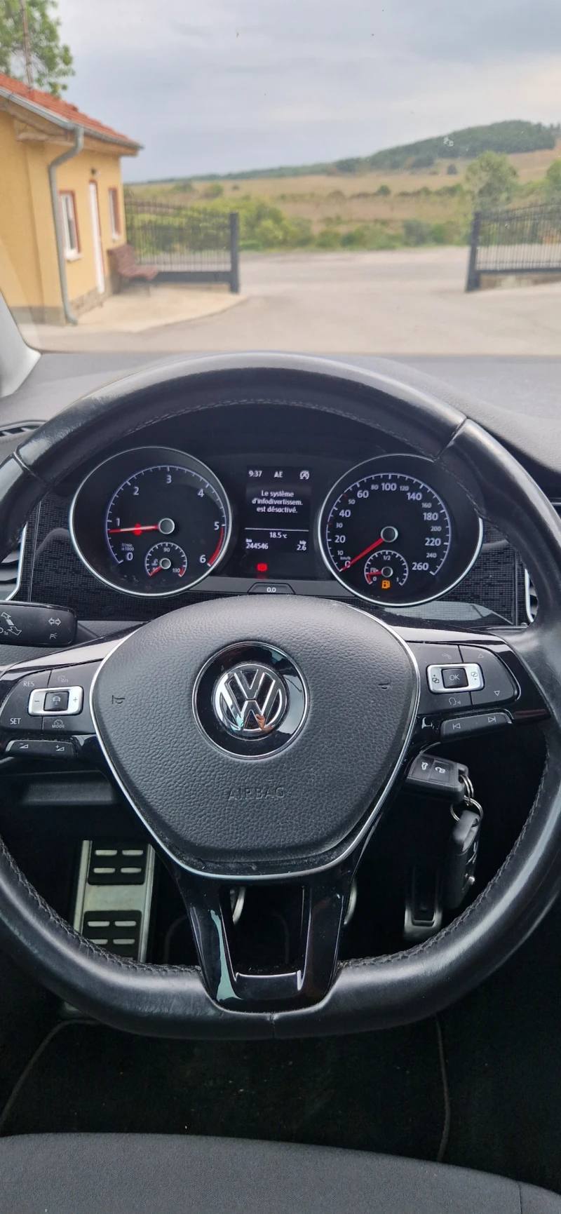 VW Sportsvan, снимка 7 - Автомобили и джипове - 51923569