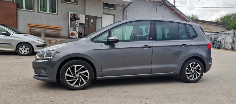 VW Sportsvan, снимка 2 - Автомобили и джипове - 51923569