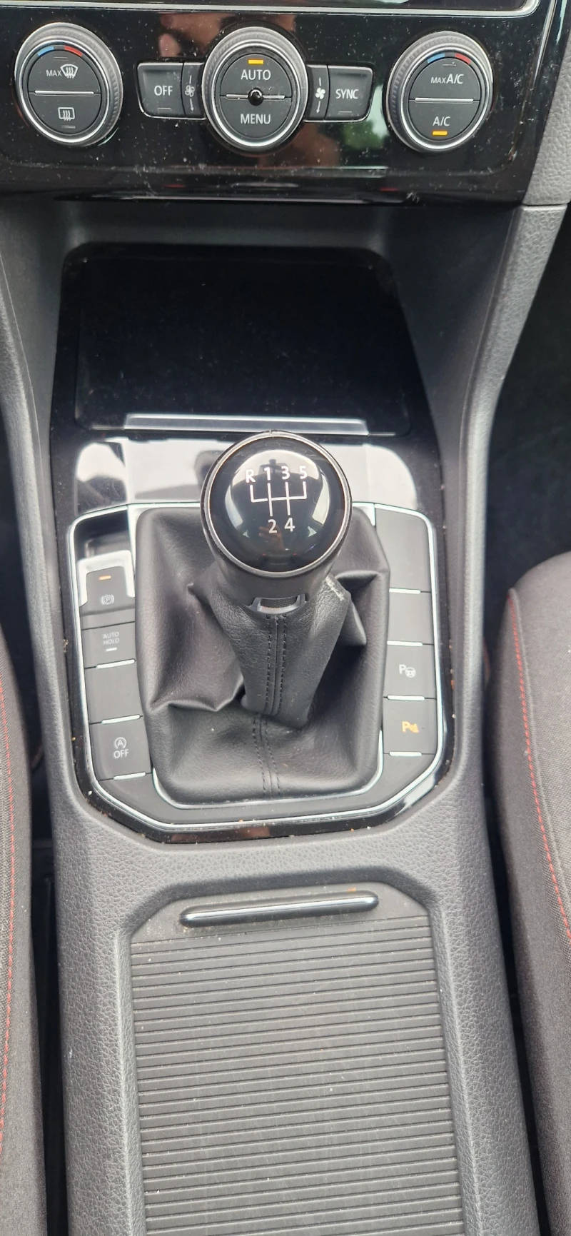 VW Sportsvan, снимка 8 - Автомобили и джипове - 51923569