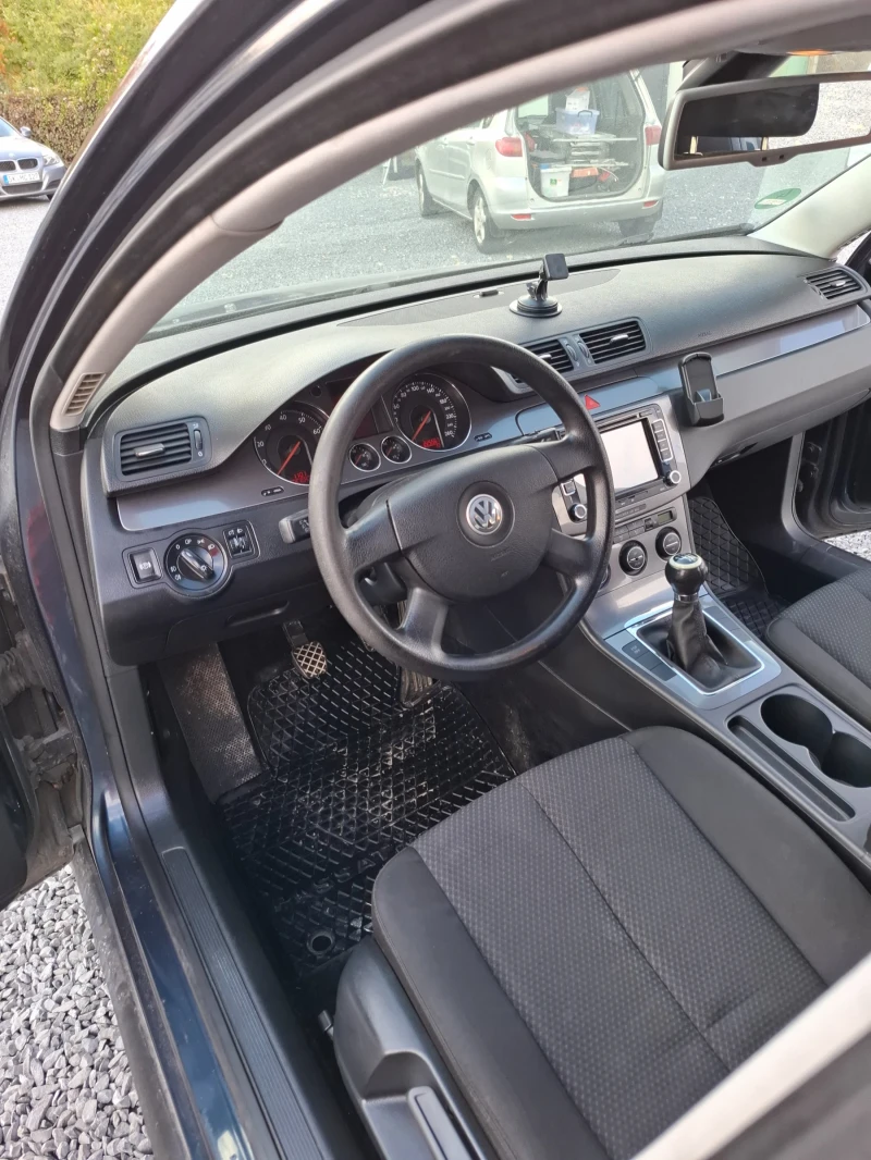 VW Passat, снимка 9 - Автомобили и джипове - 52532104