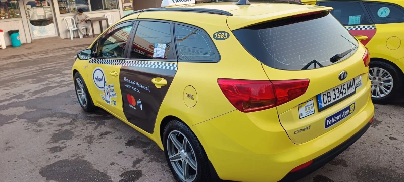 Kia Ceed, снимка 3 - Автомобили и джипове - 52436223