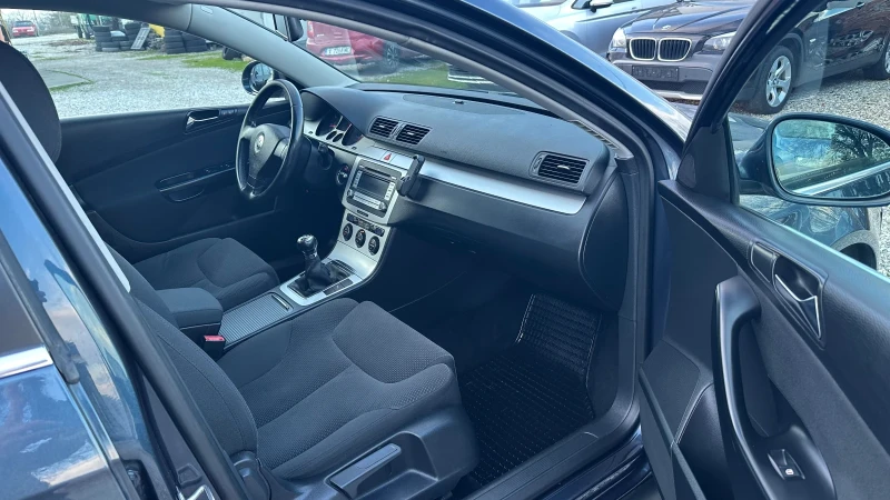 VW Passat 2.0TDI commonrail, снимка 13 - Автомобили и джипове - 52539365