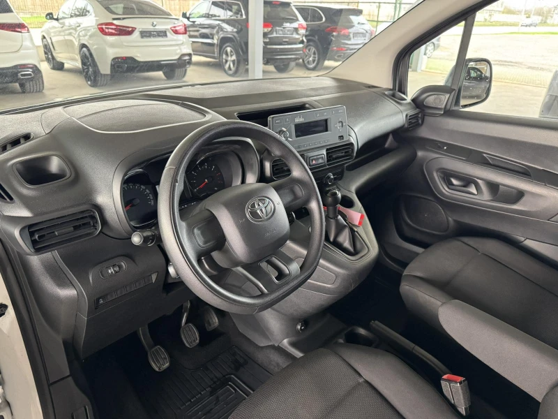 Toyota Proace City 1.5D* 75ps* 66хл.км* КЛИМАТИК, снимка 10 - Автомобили и джипове - 52708899