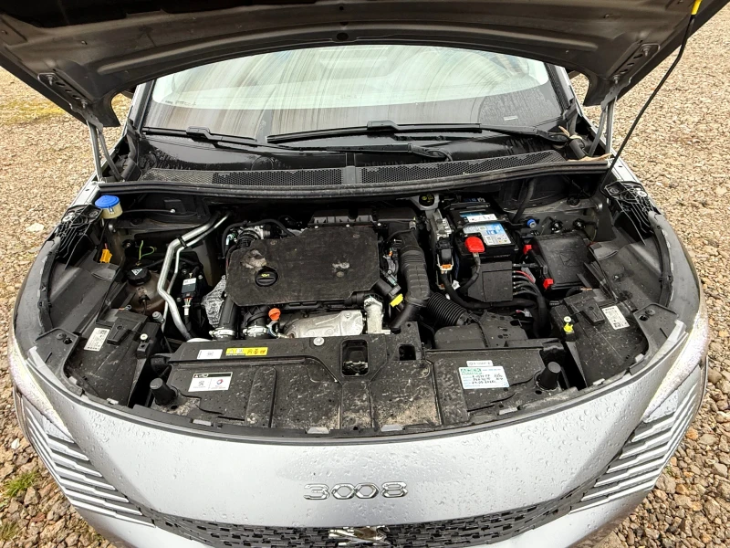 Peugeot 3008 1.5 BLUE-HDI, снимка 9 - Автомобили и джипове - 52893345