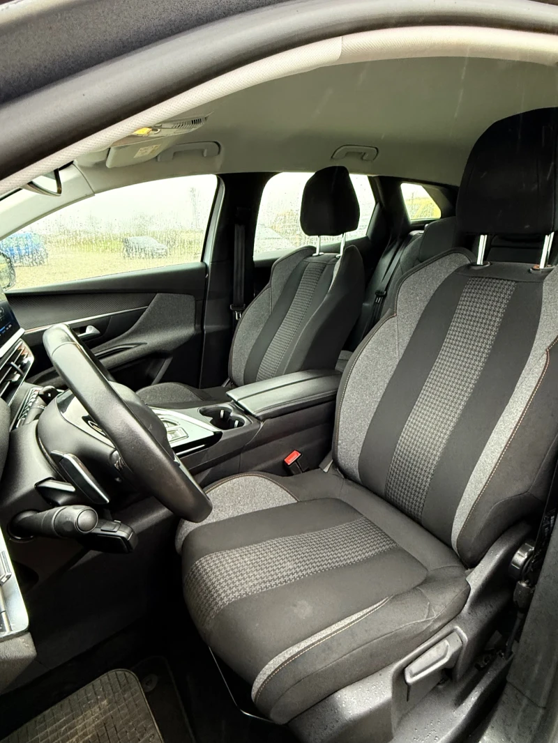 Peugeot 3008 1.5 BLUE-HDI, снимка 8 - Автомобили и джипове - 52893345