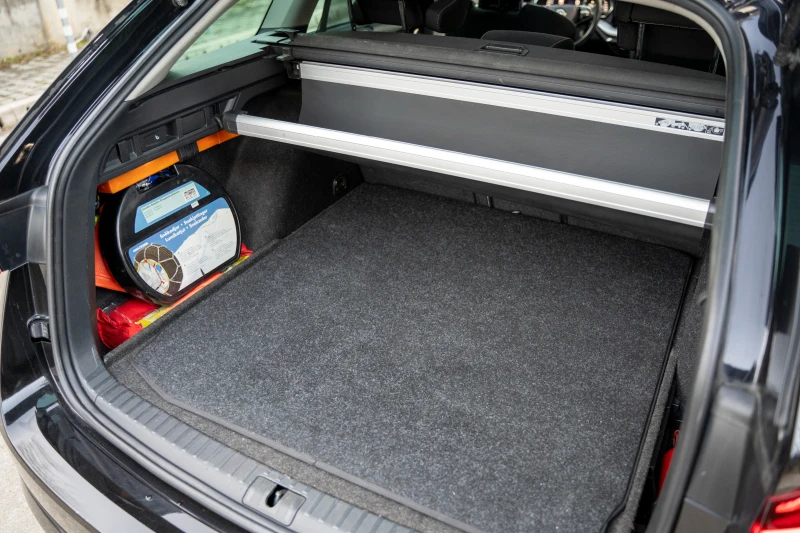 Skoda Octavia ACC/Distronic Панорама, снимка 13 - Автомобили и джипове - 53126546