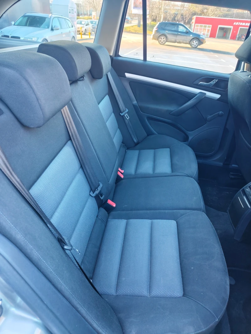 Skoda Octavia LPG, снимка 13 - Автомобили и джипове - 53263608