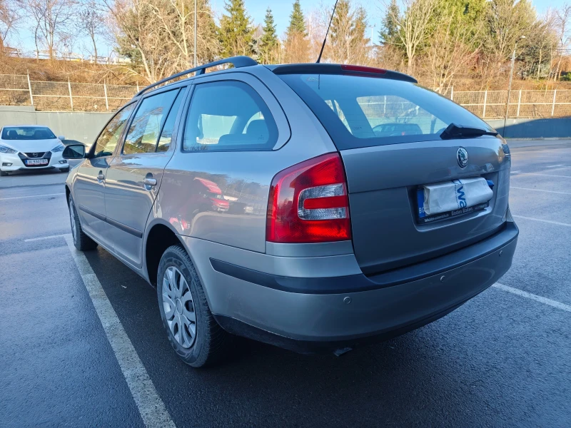 Skoda Octavia LPG, снимка 4 - Автомобили и джипове - 53263608