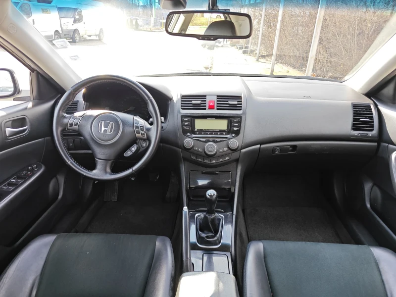 Honda Accord, снимка 9 - Автомобили и джипове - 53400660