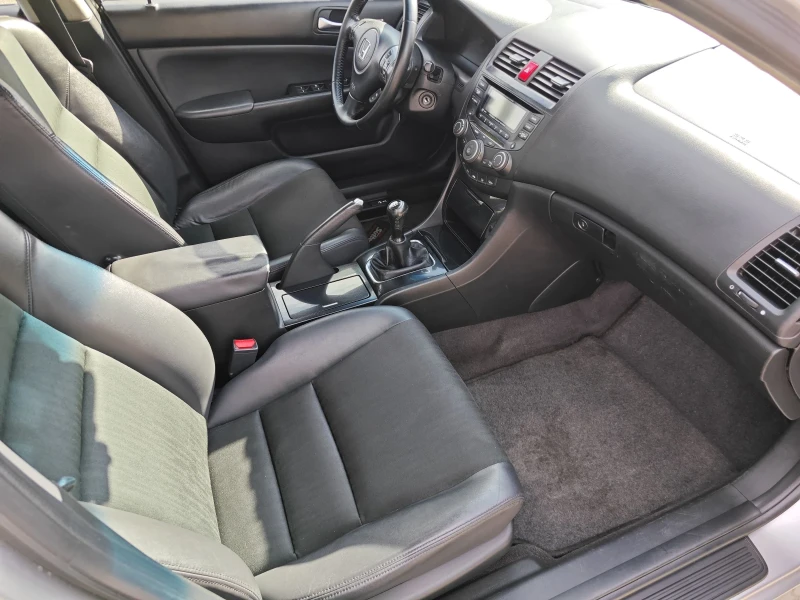 Honda Accord, снимка 13 - Автомобили и джипове - 53400660