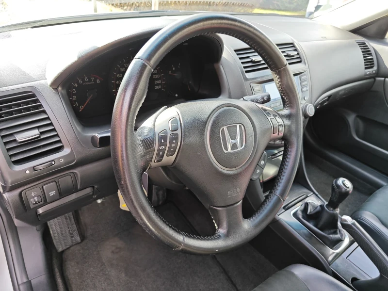 Honda Accord, снимка 14 - Автомобили и джипове - 53400660