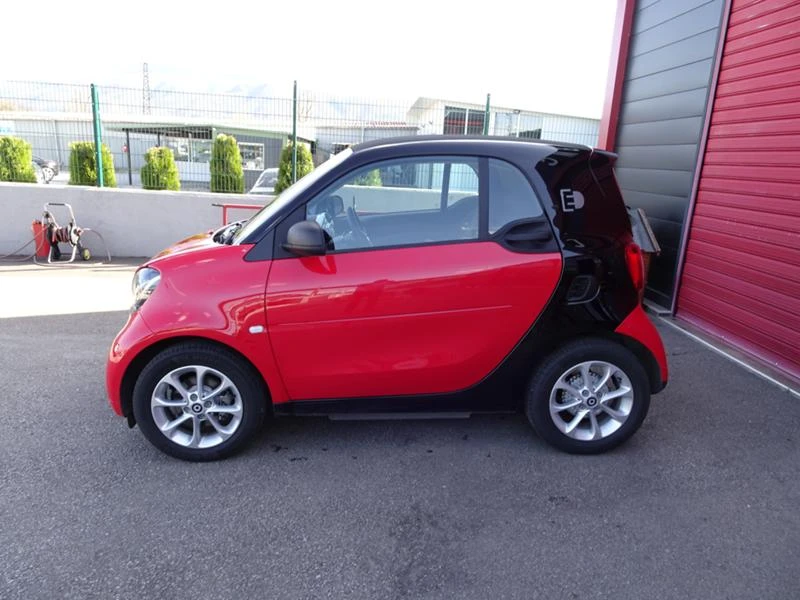 Smart Fortwo, снимка 3 - Автомобили и джипове - 36390442