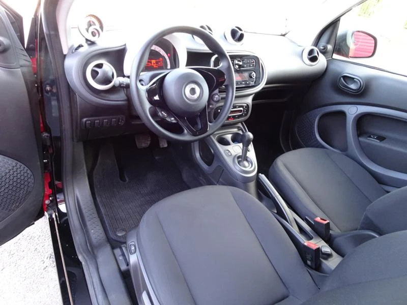 Smart Fortwo, снимка 10 - Автомобили и джипове - 36390442