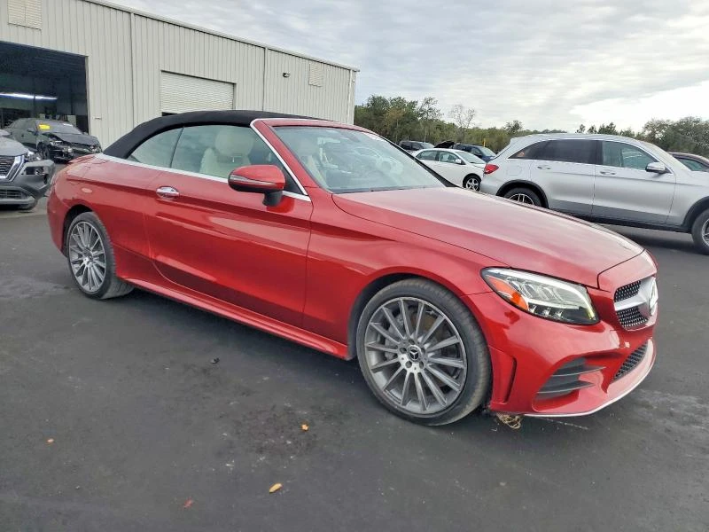 Mercedes-Benz C 300 AMG* Blind Spot* CarPlay* Подргев* ФИКСИРАНА ЦЕНА - изображение 4