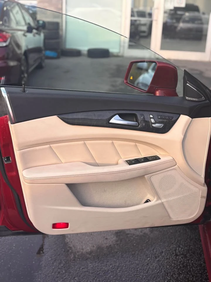 Mercedes-Benz CLS 400 С РЕГИСТРАЦИЯ & АВТО КРЕДИТ, снимка 10 - Автомобили и джипове - 53606159
