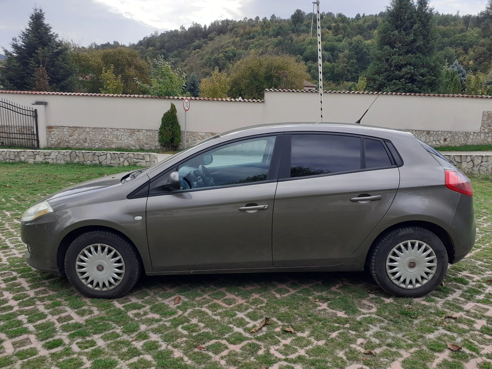 Fiat Bravo 1.4i * КЛИМАТИК * РЕГИСТРИРАНА *  - изображение 2