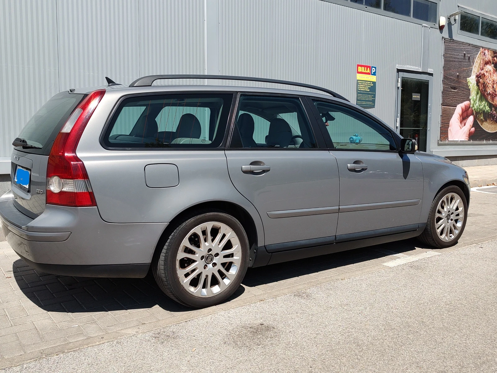 Volvo V50  - изображение 4