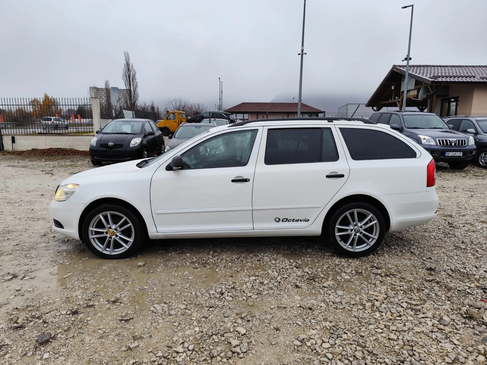 Skoda Octavia 1.6 дизел 105 коня - изображение 9