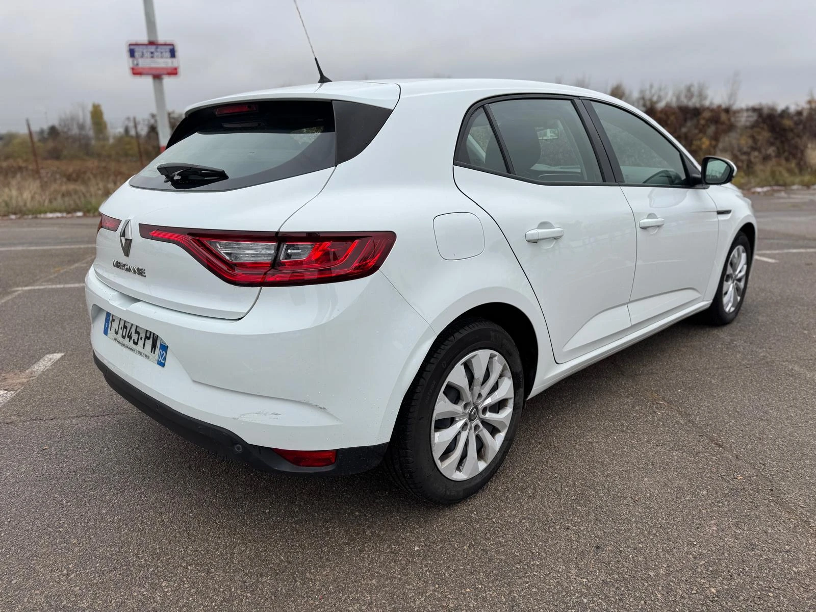 Renault Megane 1.5dCI-96-6ск-NAVI-FACELIFT  - изображение 5