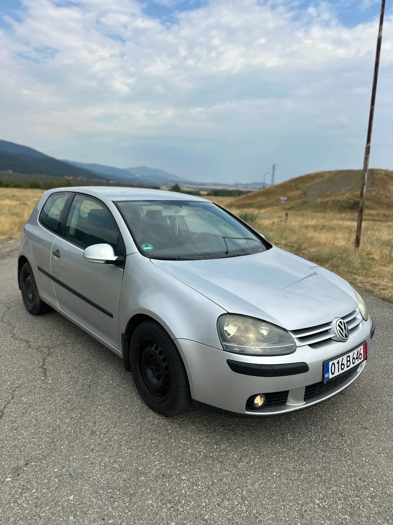 VW Golf 1.6 АВТОМАТИК - изображение 2