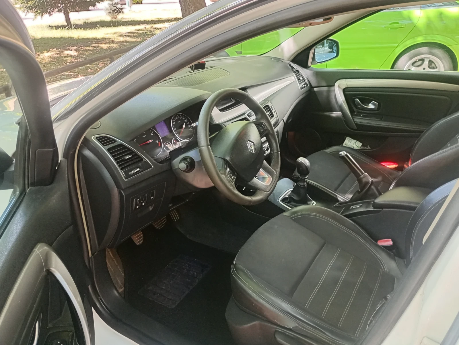 Renault Laguna  - изображение 9