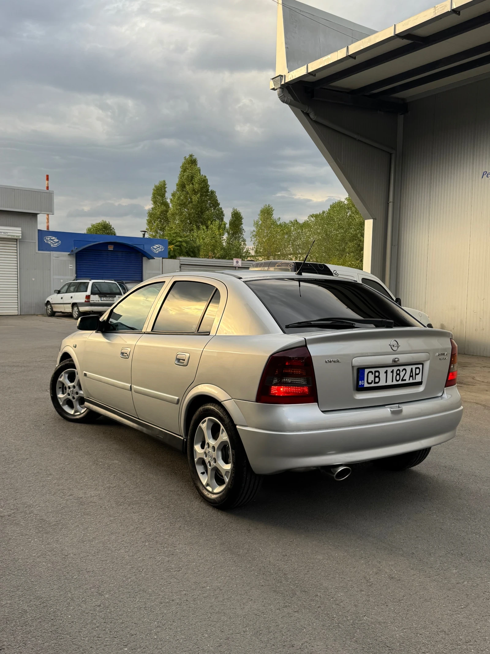 Opel Astra 1.8 136хил - изображение 2