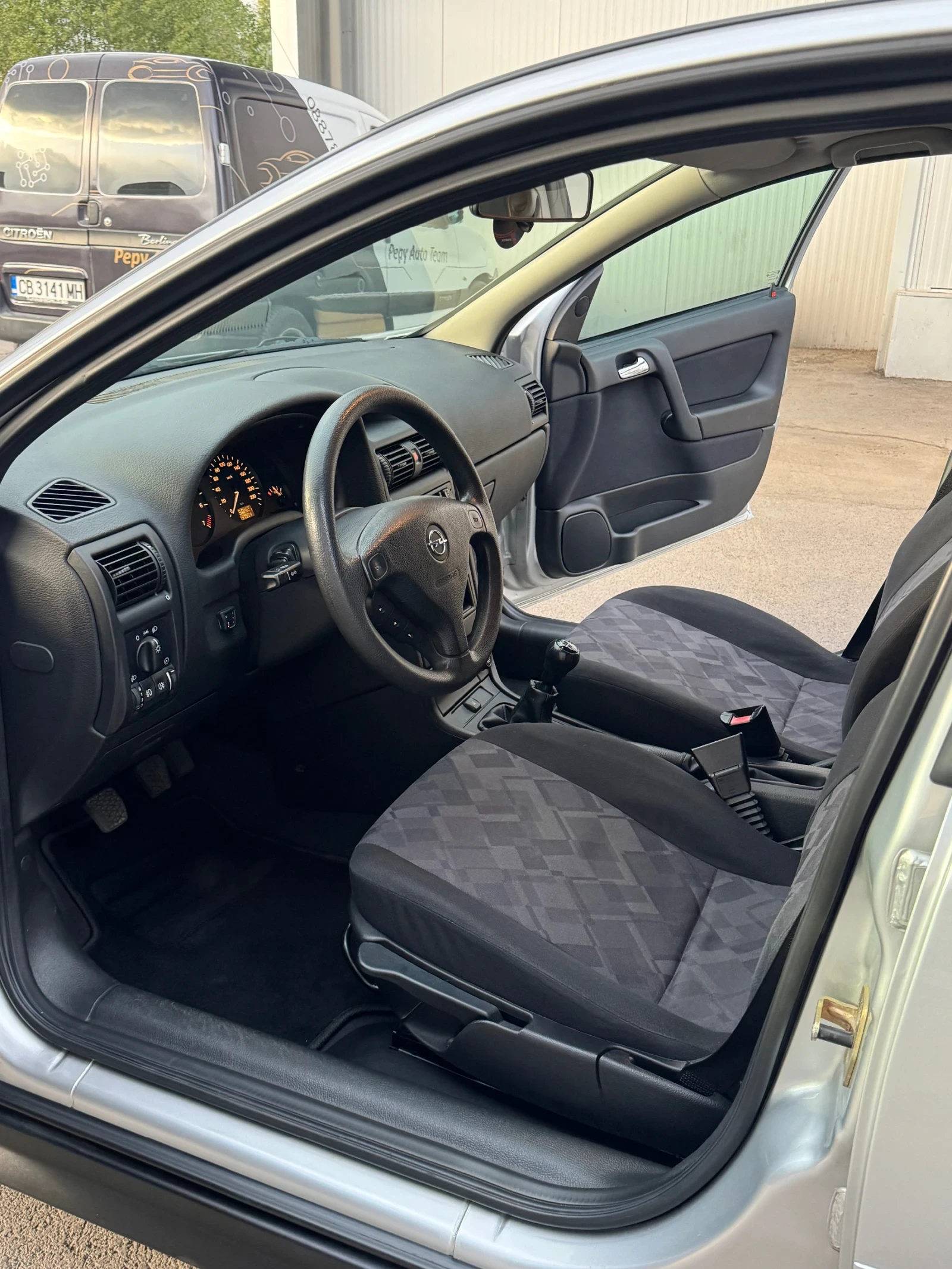 Opel Astra 1.8 136хил - изображение 6