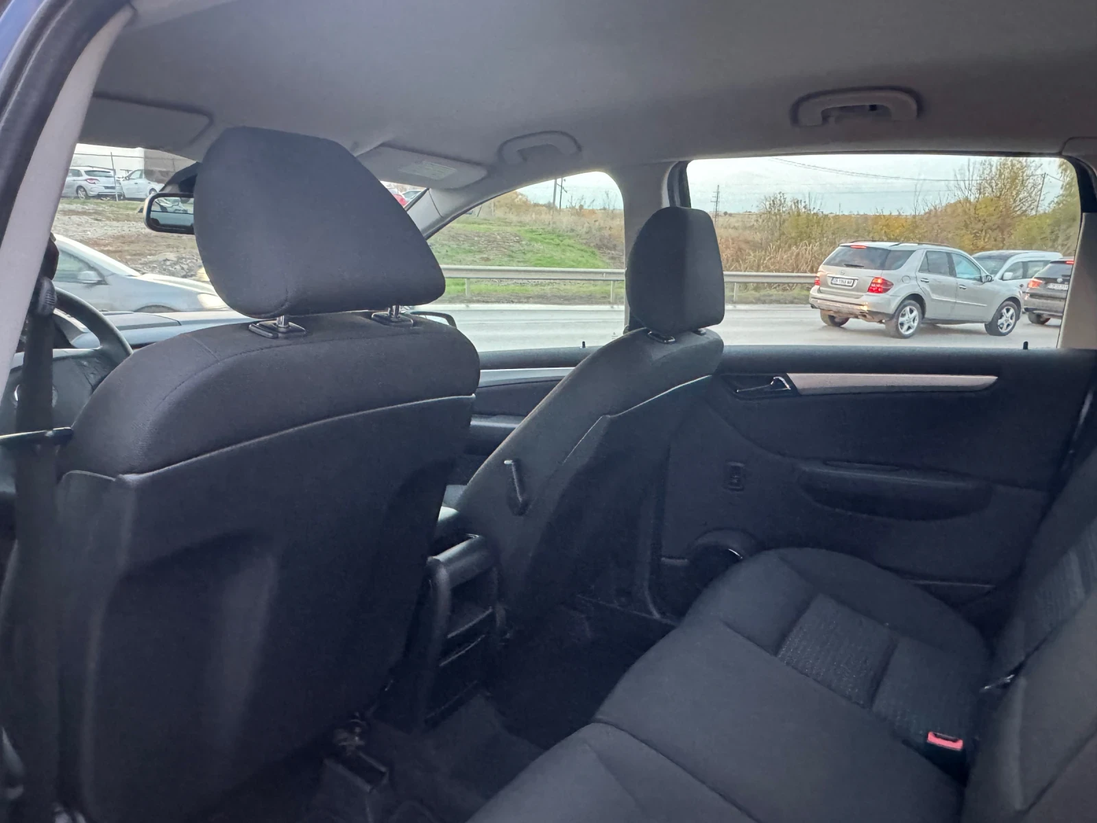 Mercedes-Benz B 180 *   | Mobile.bg   13