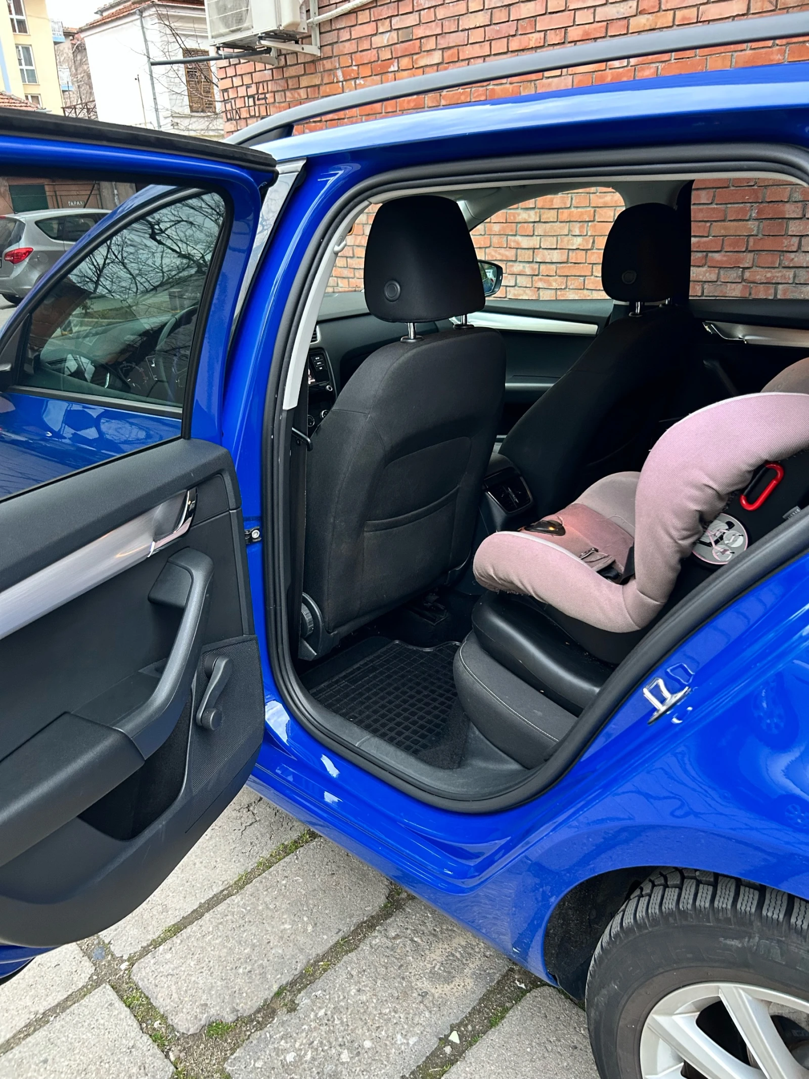 Skoda Octavia, снимка 9 - Автомобили и джипове - 54060406