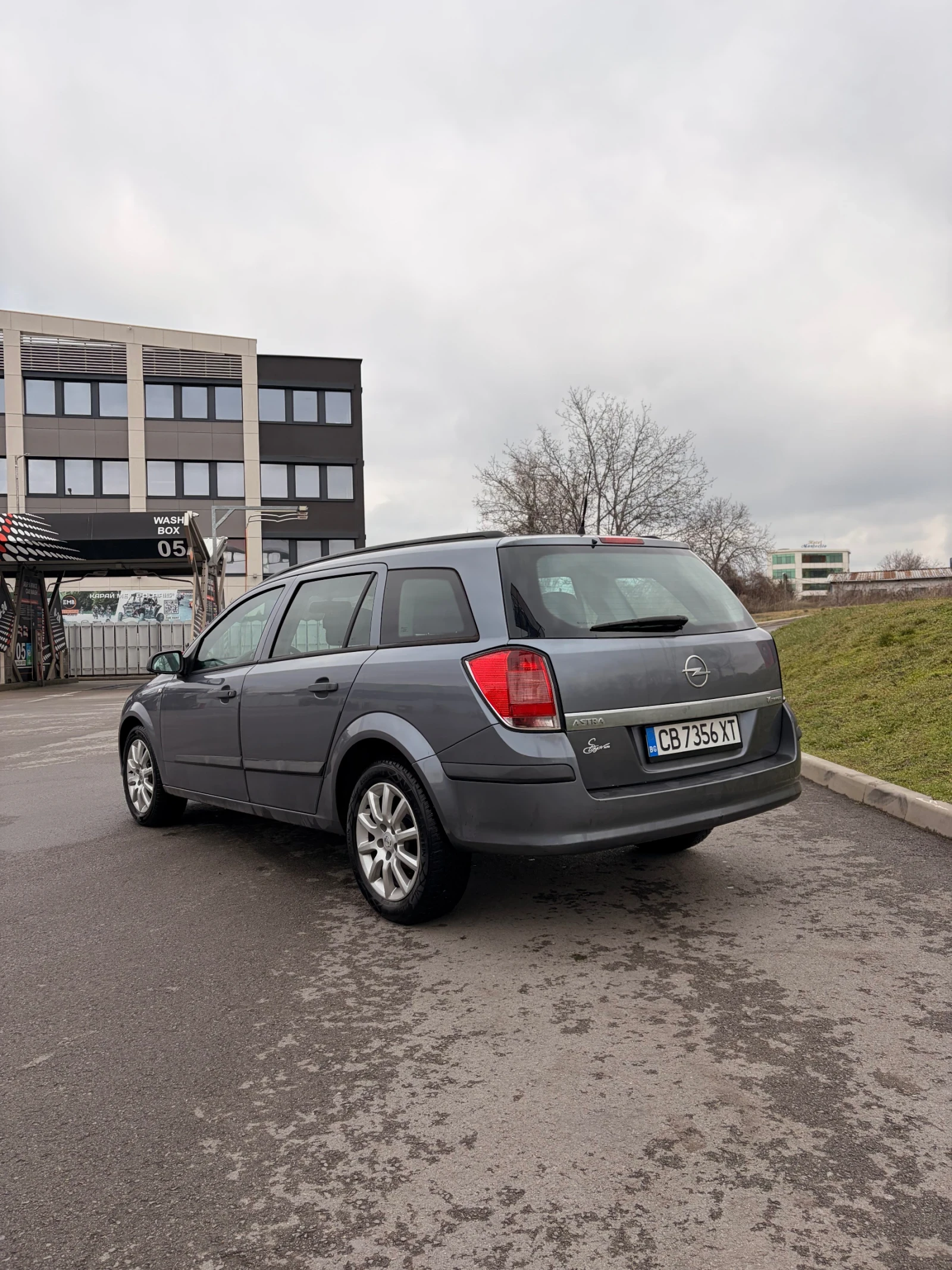 Opel Astra, снимка 3 - Автомобили и джипове - 54126957